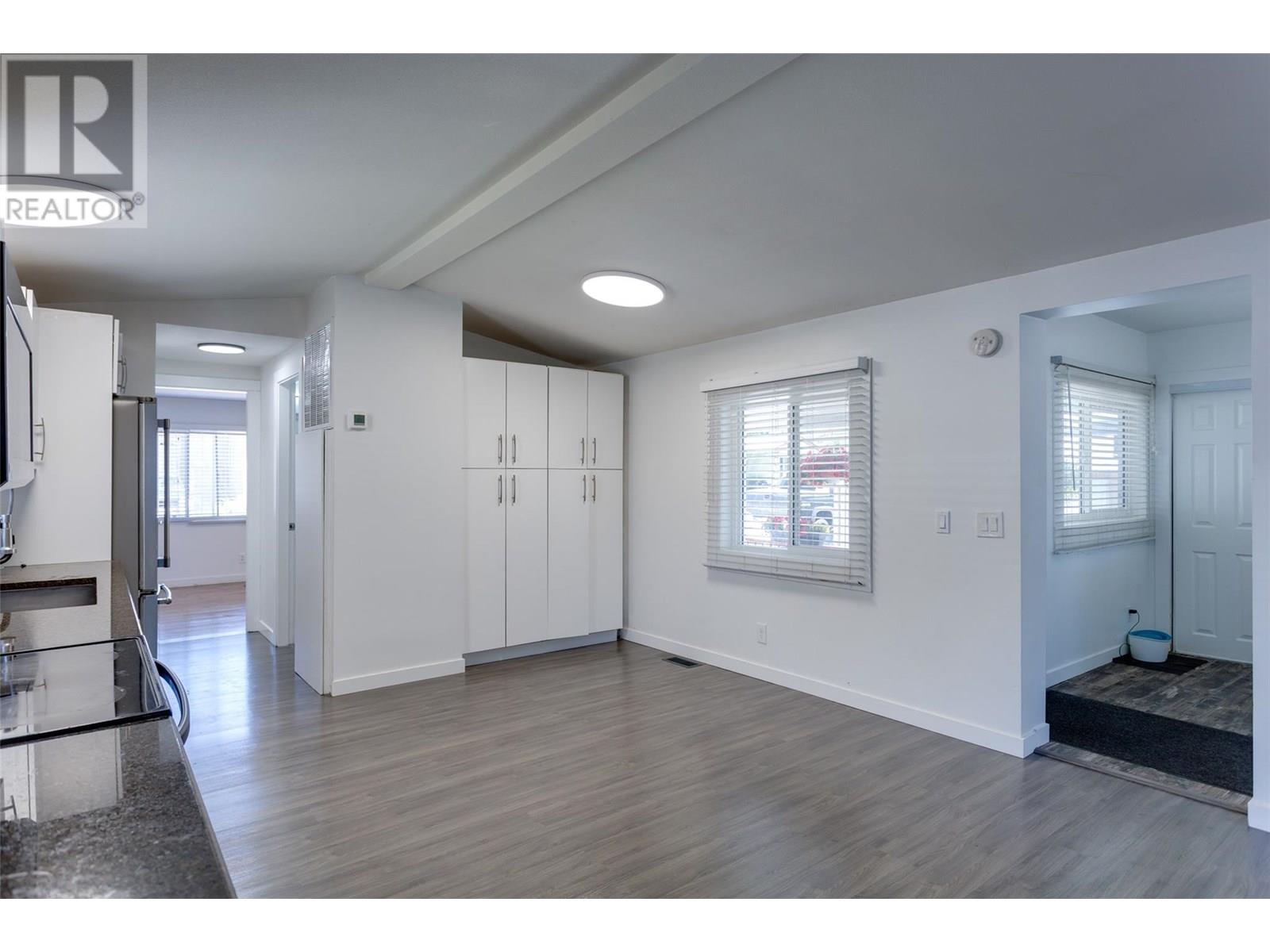 62 720 Commonwealth Road, Lake Country