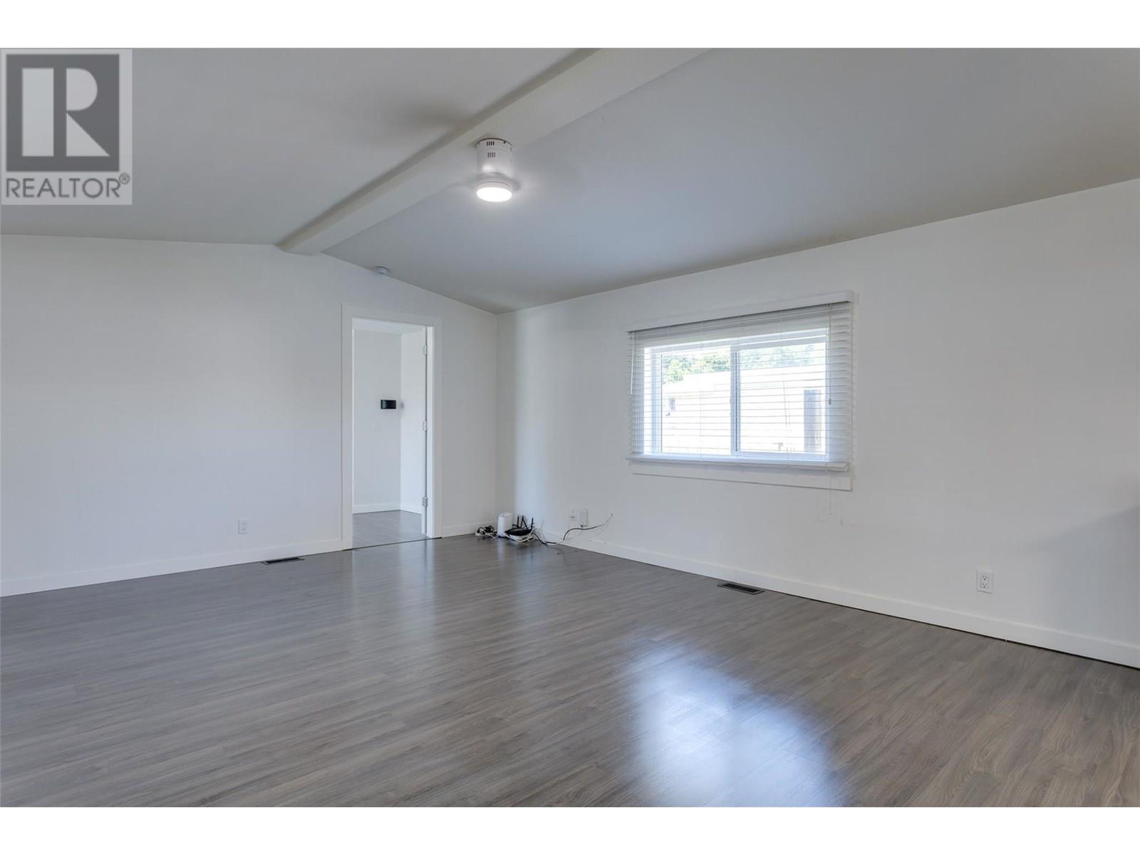 62 720 Commonwealth Road, Lake Country