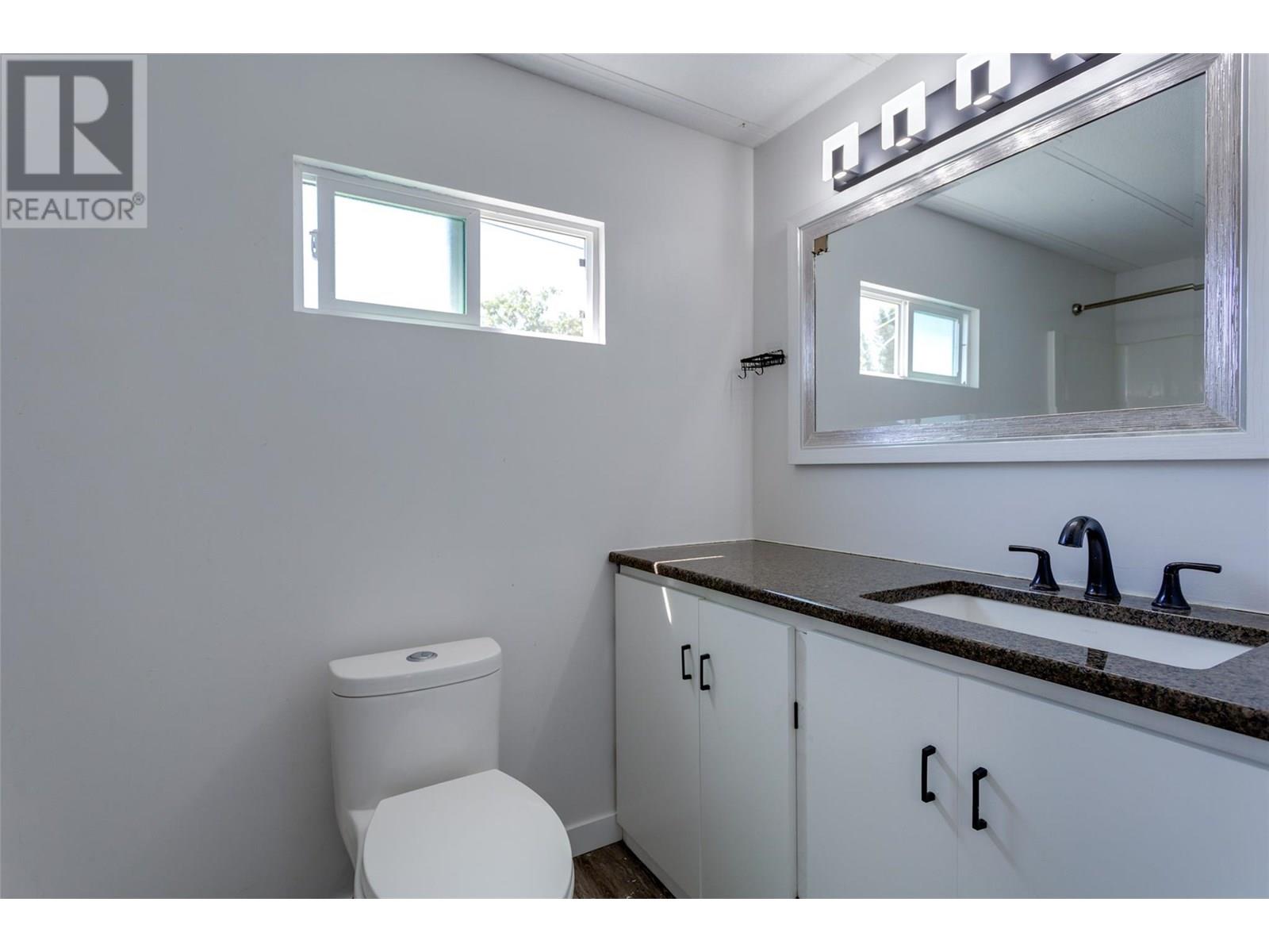 62 720 Commonwealth Road, Lake Country