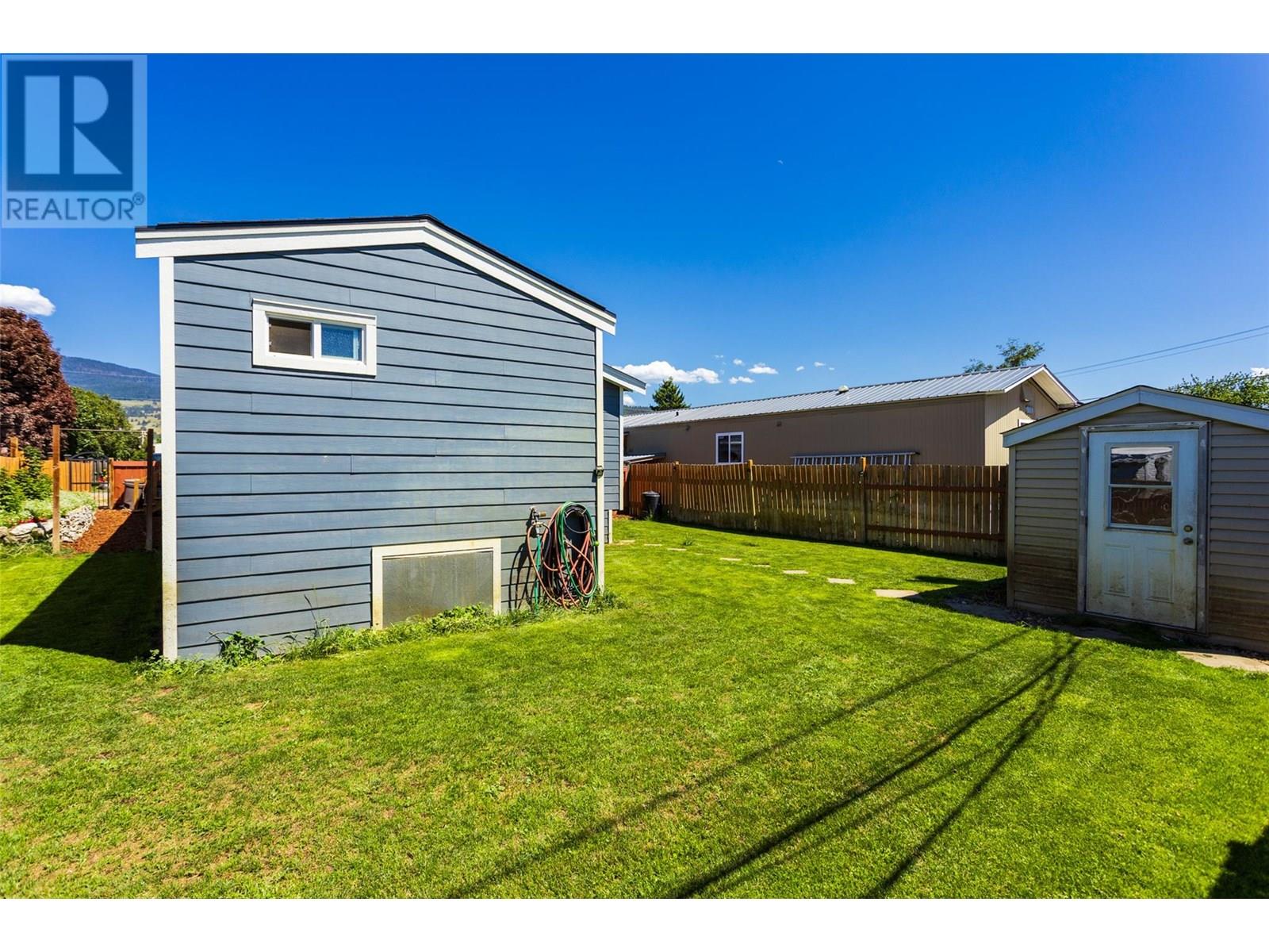 62 720 Commonwealth Road, Lake Country