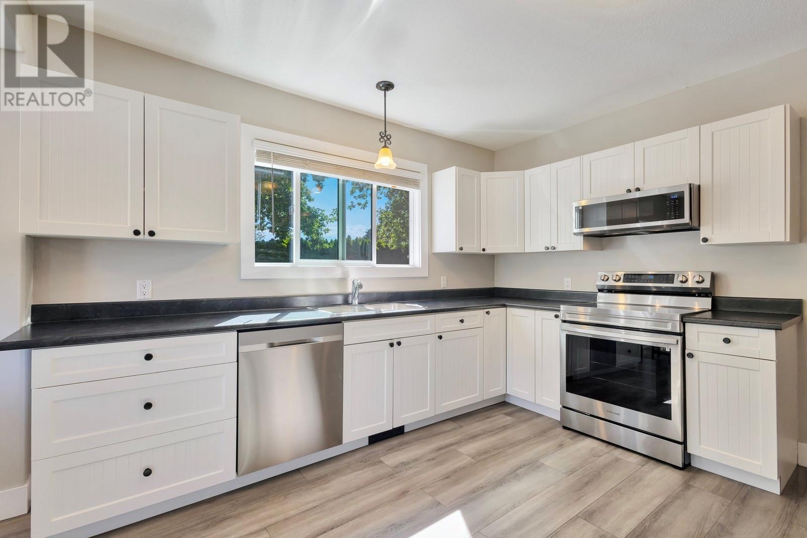  431 Valley Road, Kelowna