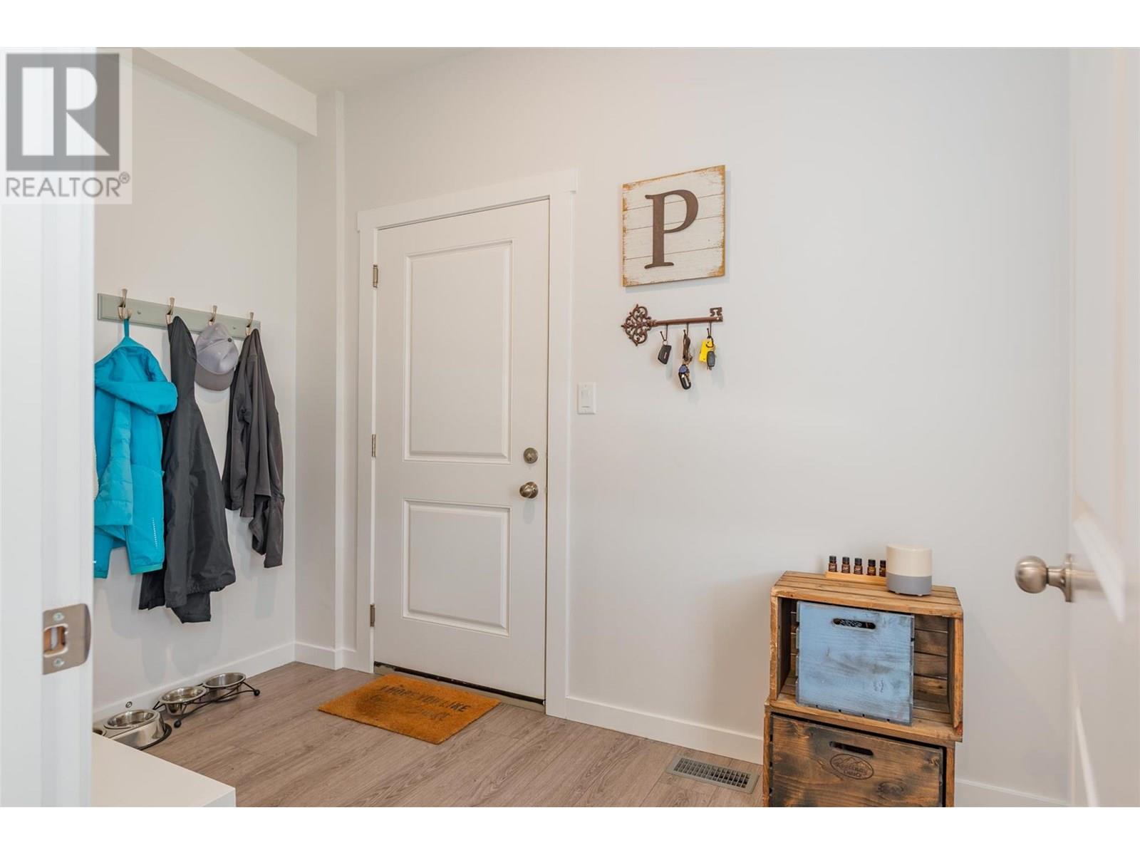 1508 Aspen Lane, Castlegar