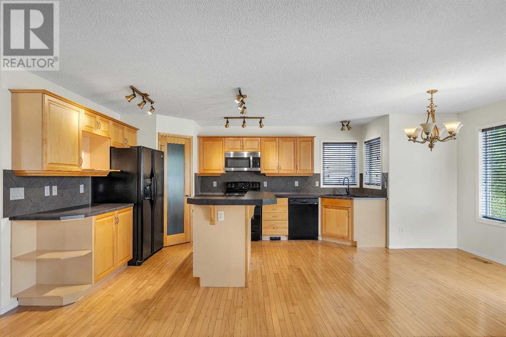 Single Family House for Sale in  Coventry Hills Drive NE Coventry Hills Calgary 