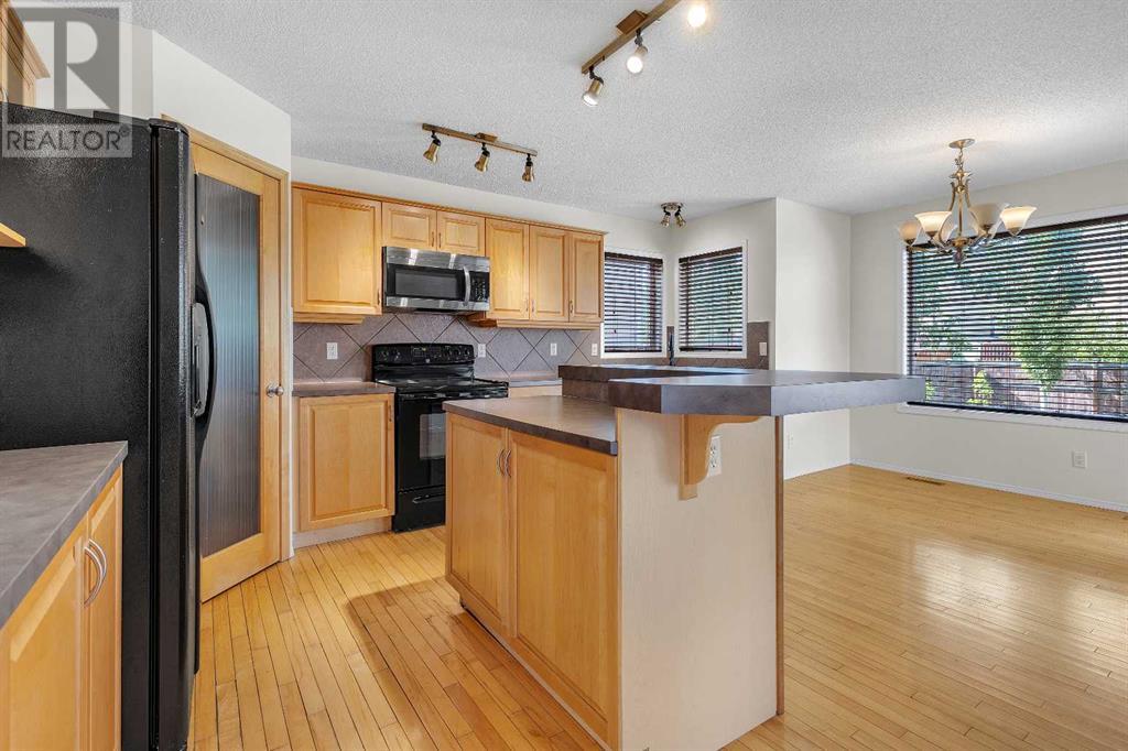 Single Family House for Sale in  Coventry Hills Drive NE Coventry Hills Calgary 