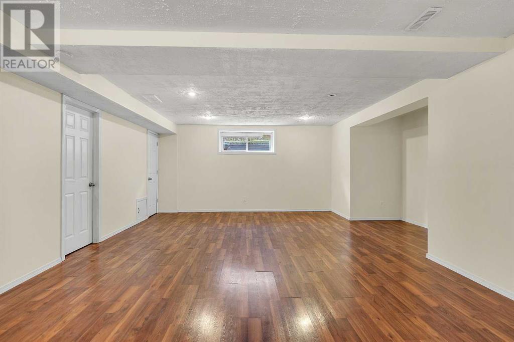 Single Family House for Sale in  Coventry Hills Drive NE Coventry Hills Calgary 