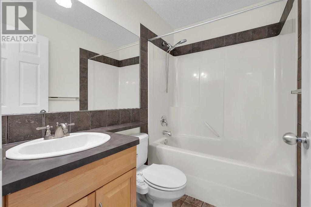 Single Family House for Sale in  Coventry Hills Drive NE Coventry Hills Calgary 