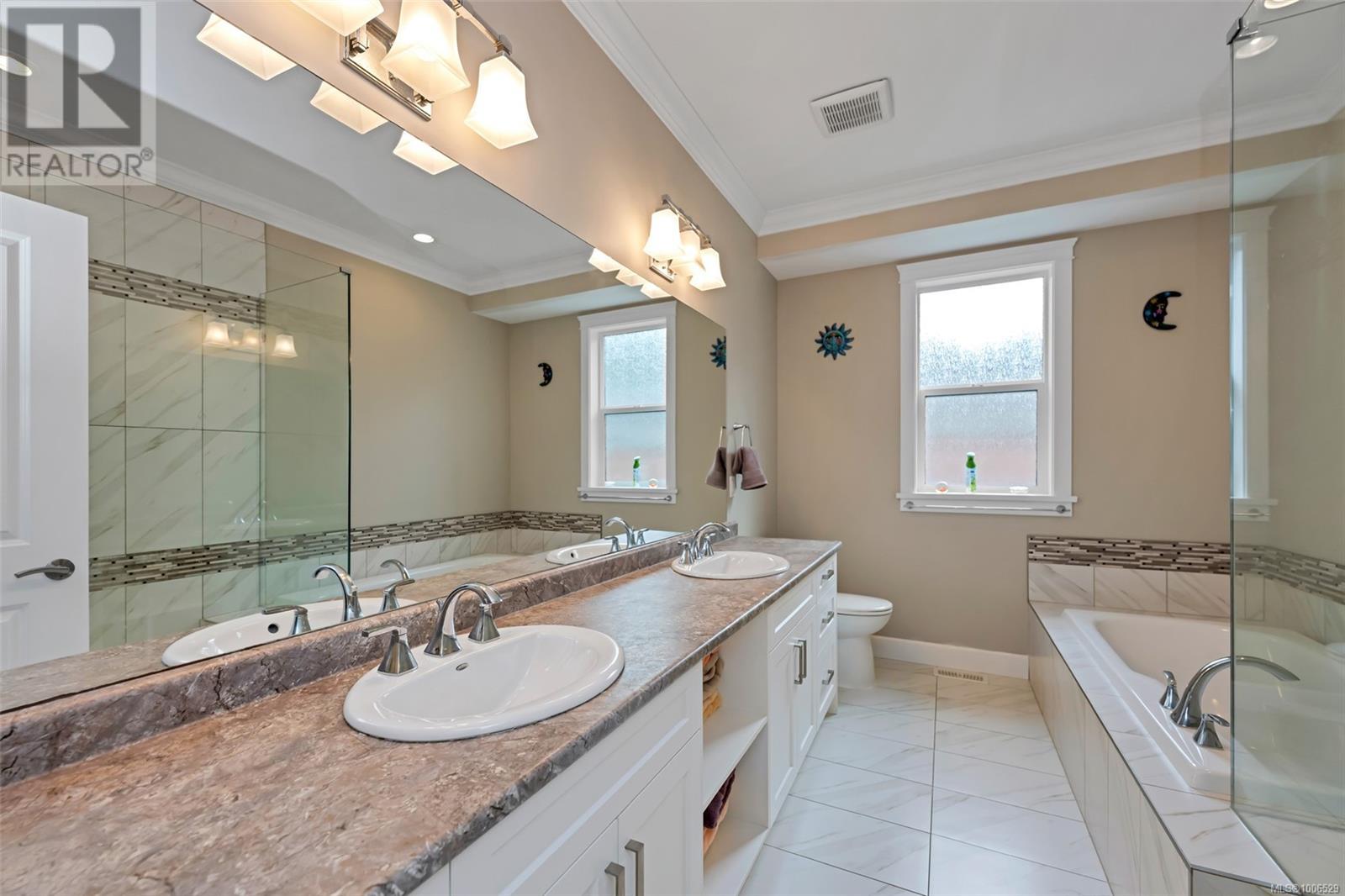 2175 Renfrew Rd, Shawnigan Lake