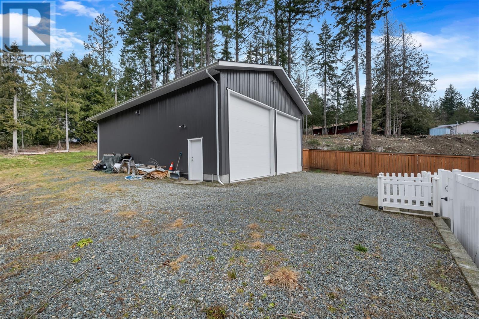 2175 Renfrew Rd, Shawnigan Lake