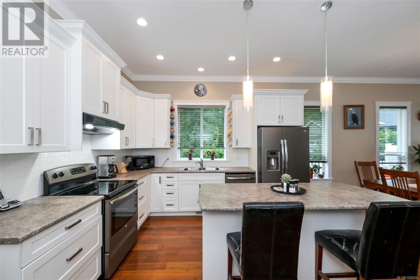 2175 Renfrew Rd, Shawnigan Lake