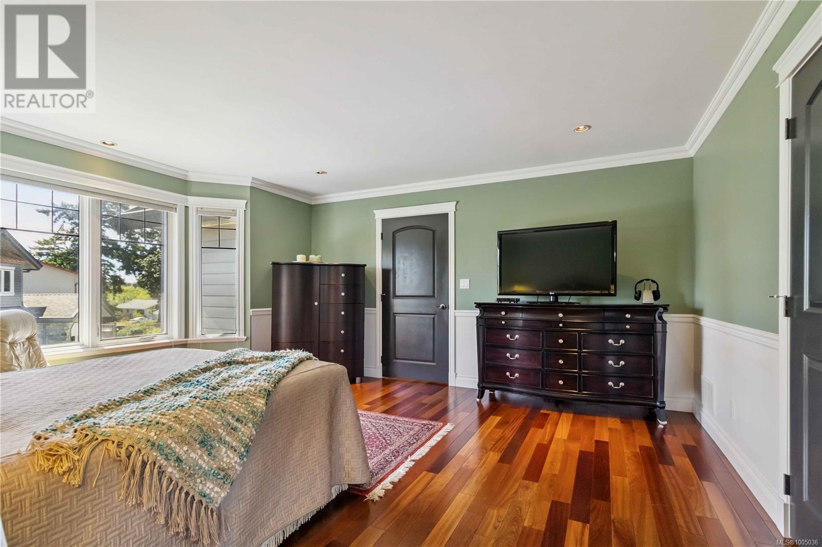 Photo 26 of 1702 De Sousa Pl, Saanich BC