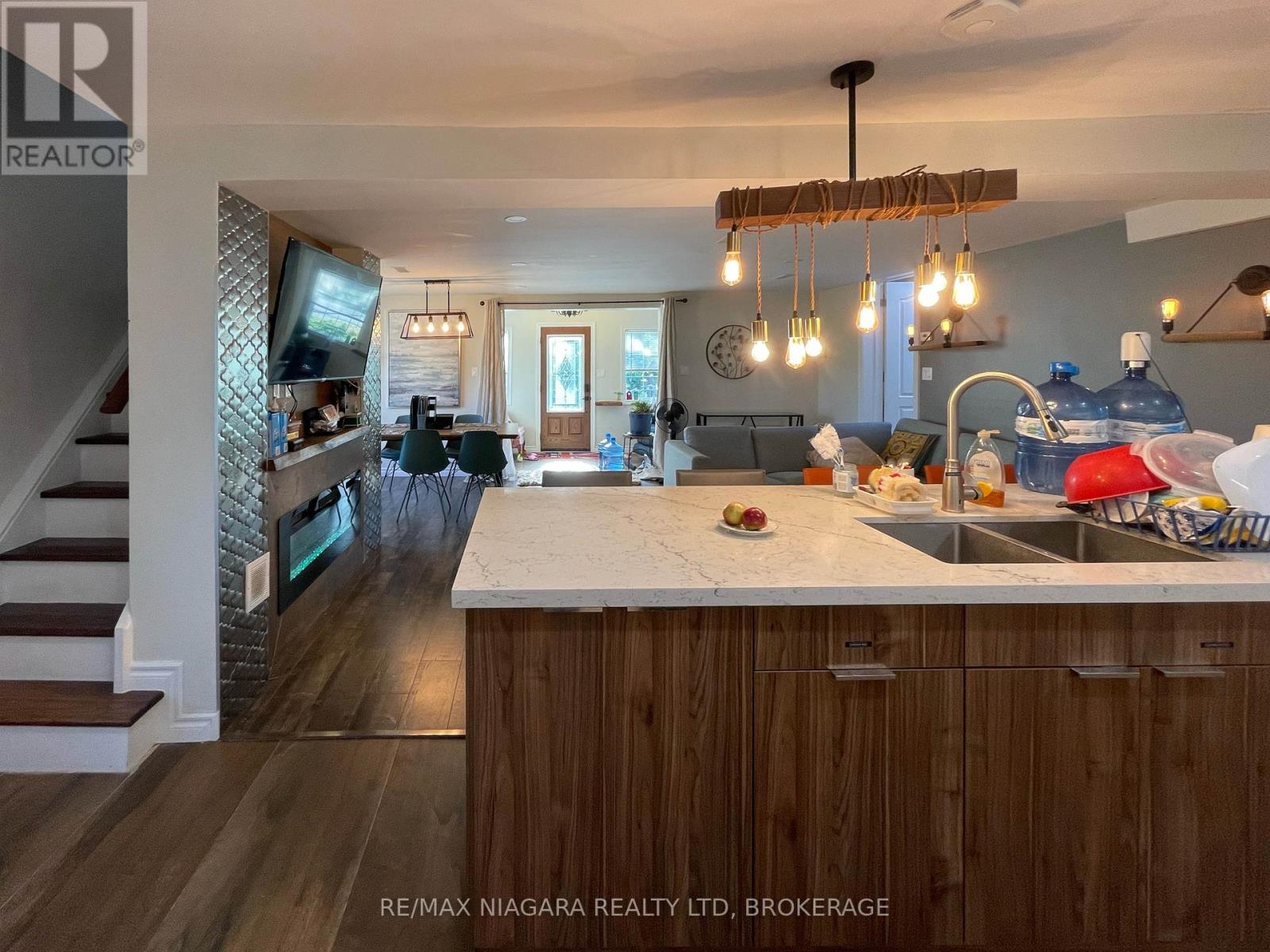 Photo 11 of 9959 Beck Road, Niagara Falls ON