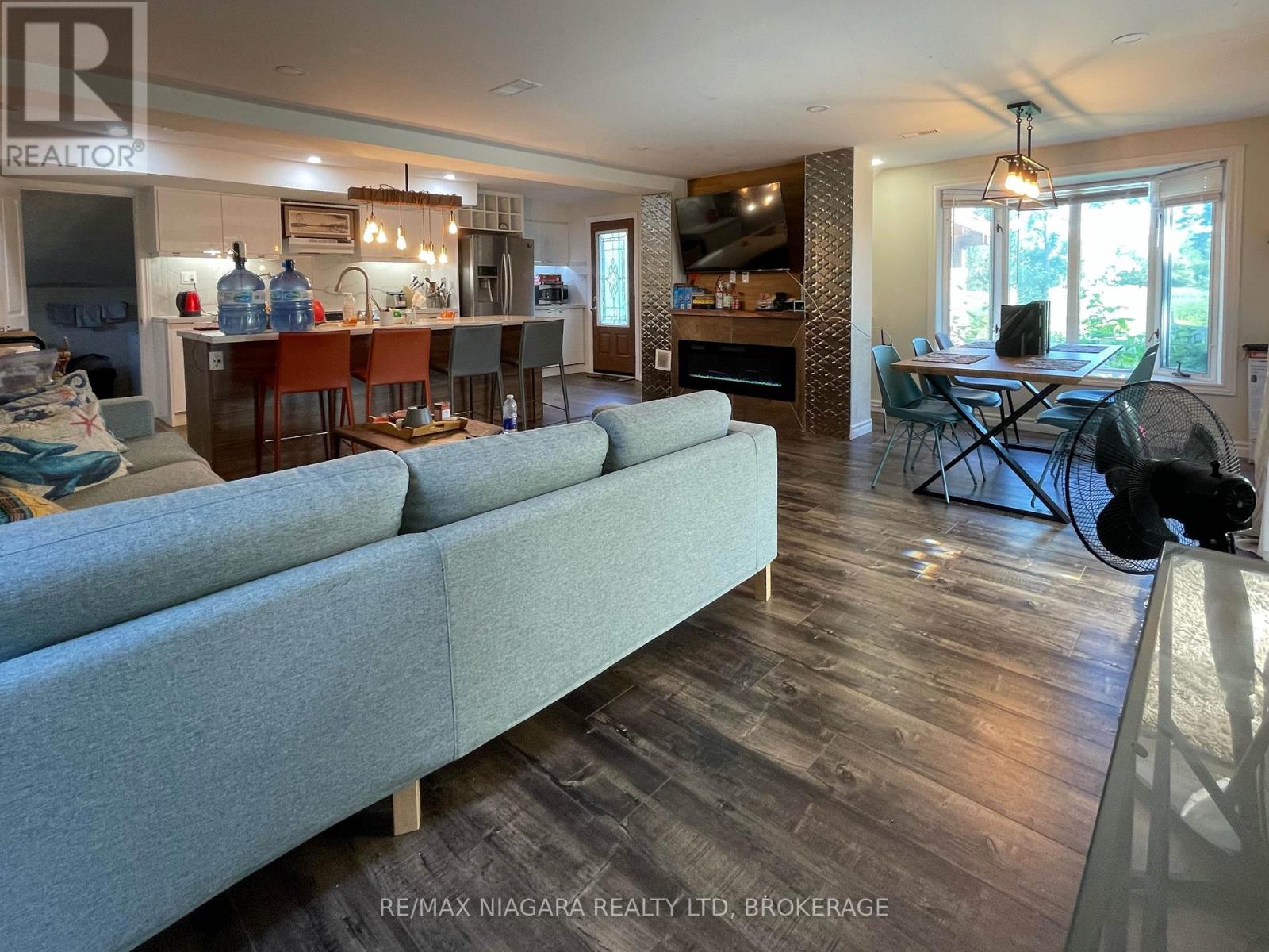 Photo 6 of 9959 Beck Road, Niagara Falls ON