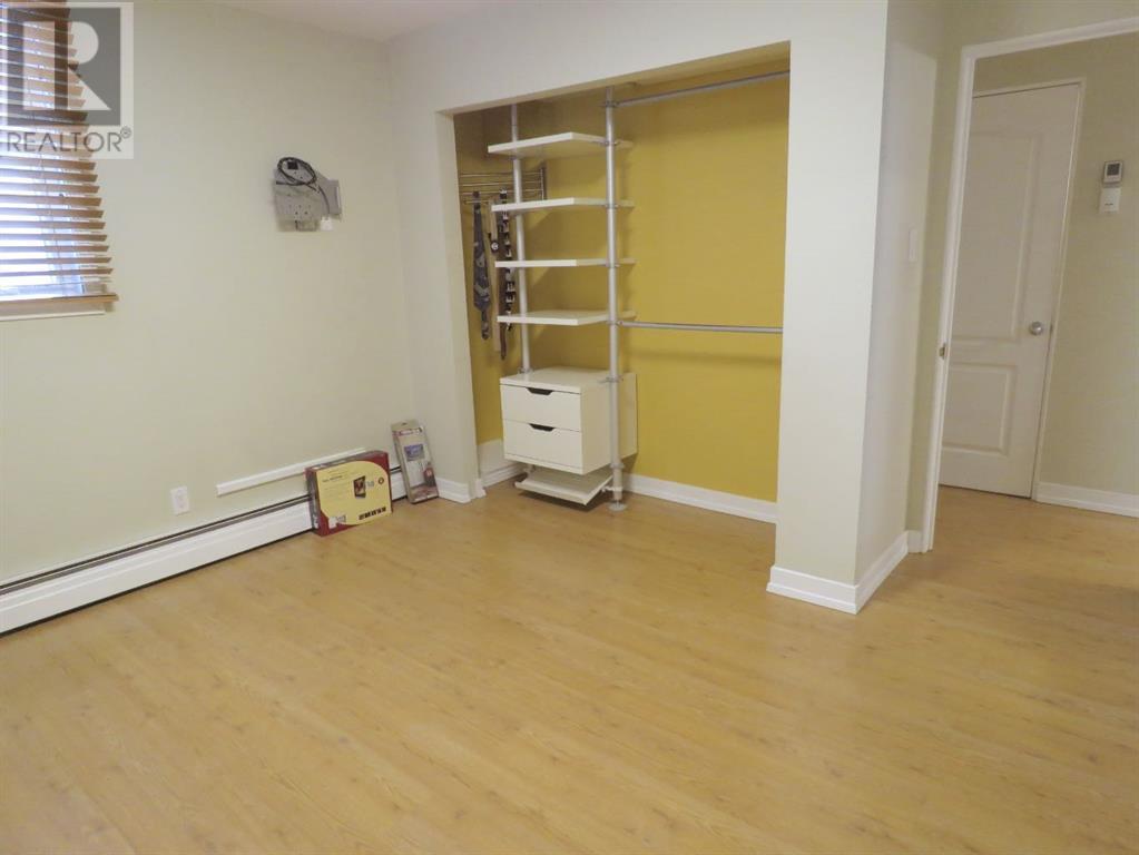 Single Family House Low rise for Sale in   Cedar Crescent SW Spruce Cliff Calgary 