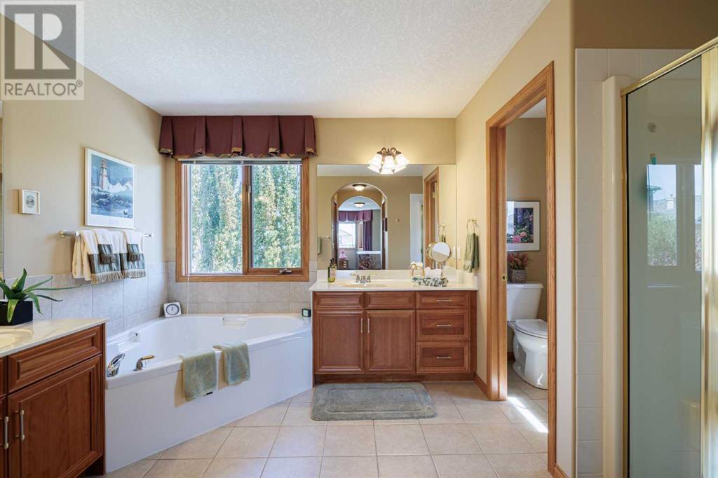 Single Family House for Sale in  Arbour Vista Road NW Arbour Lake Calgary 
