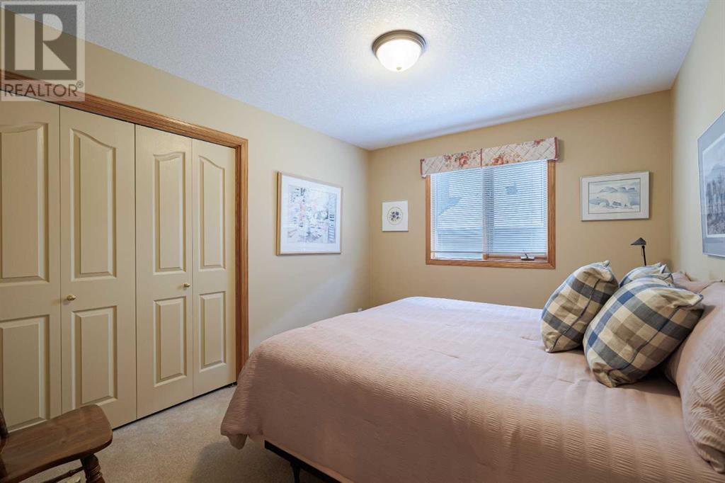 Single Family House for Sale in  Arbour Vista Road NW Arbour Lake Calgary 