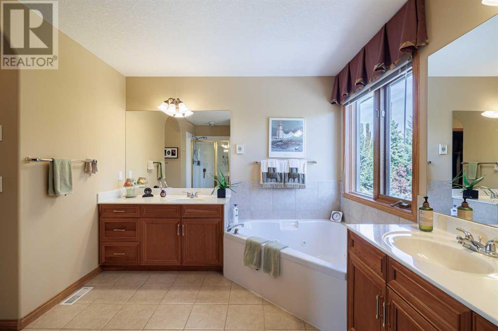 Single Family House for Sale in  Arbour Vista Road NW Arbour Lake Calgary 