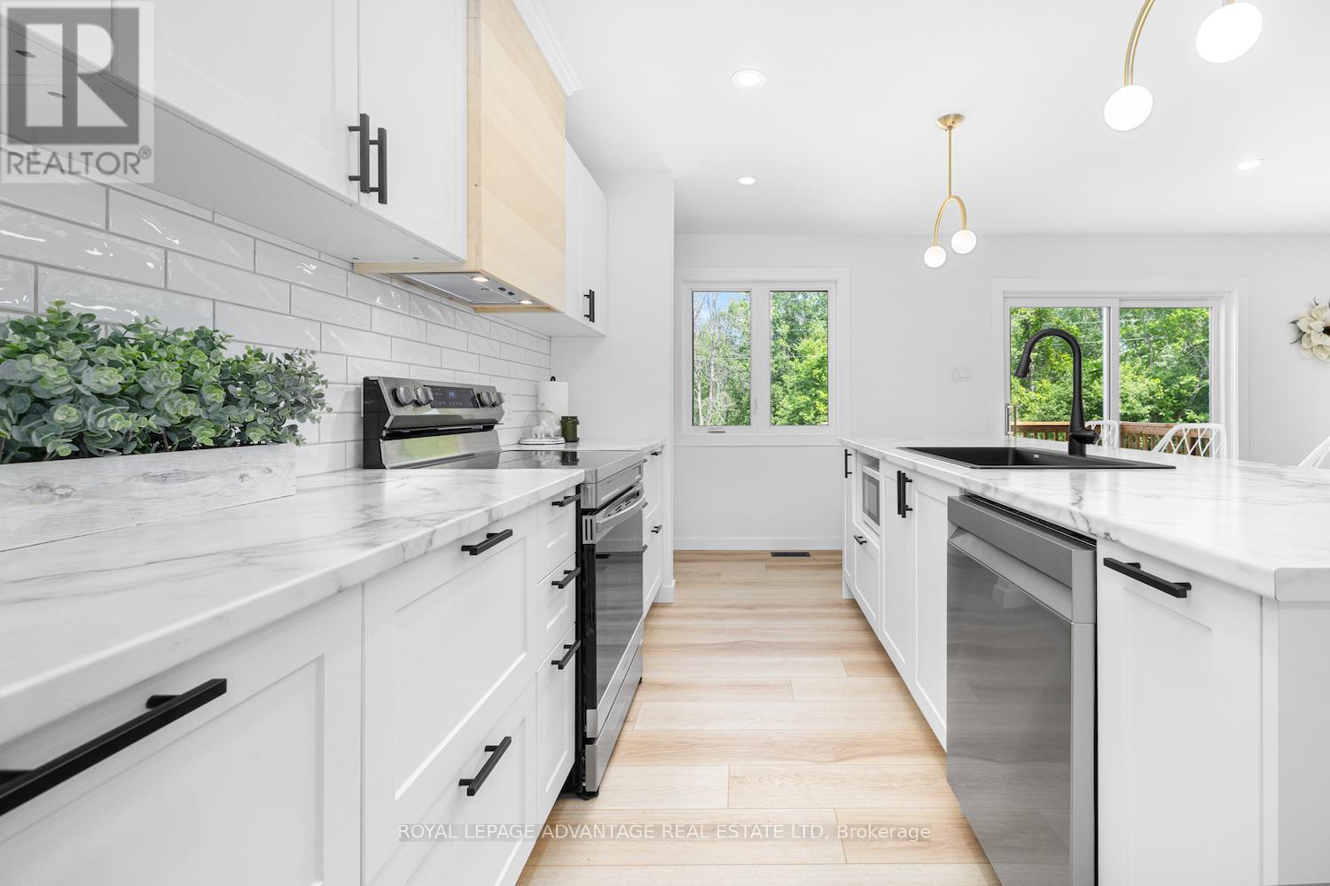Photo 13 of 1146 Rideau River Road, Montague ON