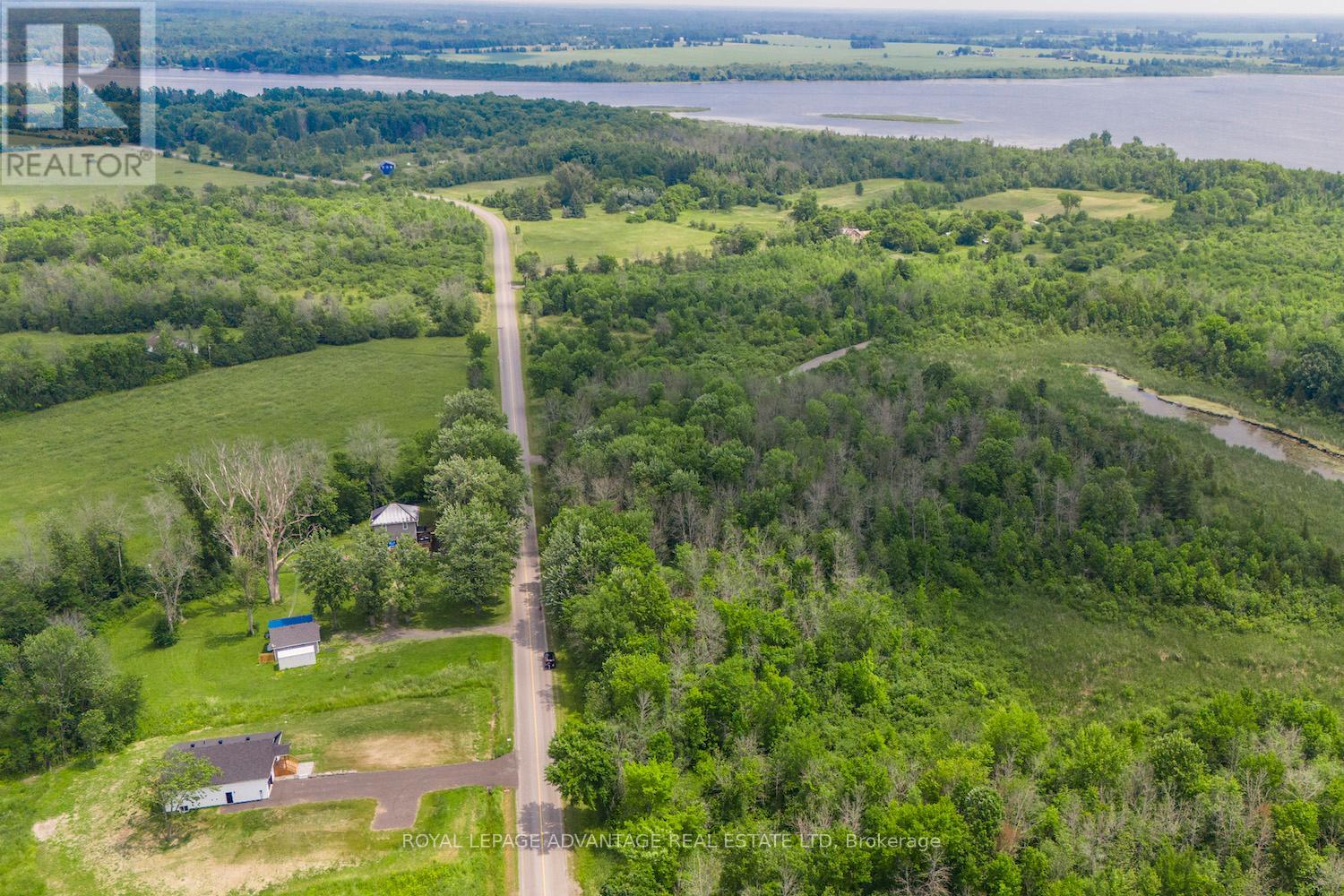 Photo 6 of 1146 Rideau River Road, Montague ON