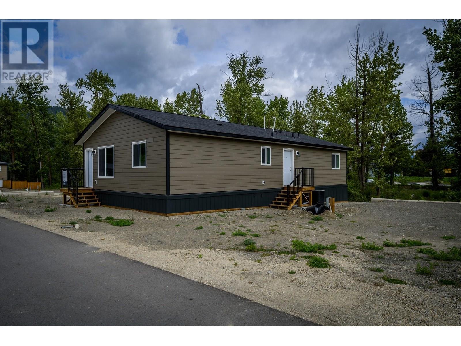 Photo 13 of 235 Aylmer Road Unit 52, Chase BC