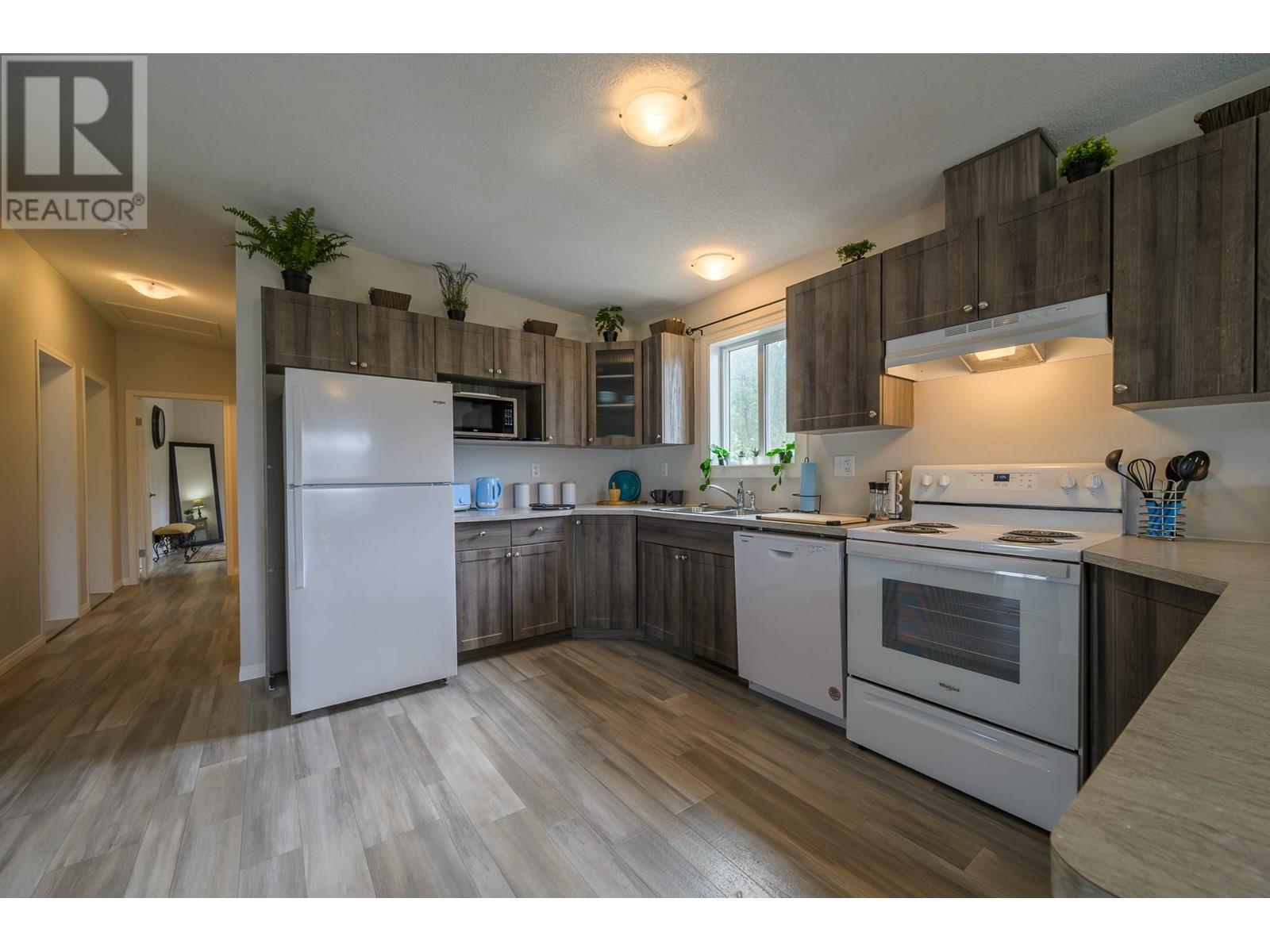 Photo 15 of 235 Aylmer Road Unit 52, Chase BC
