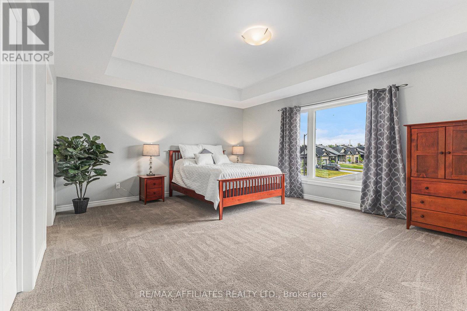 Photo 20 of 137 Seabert Drive, Arnprior ON
