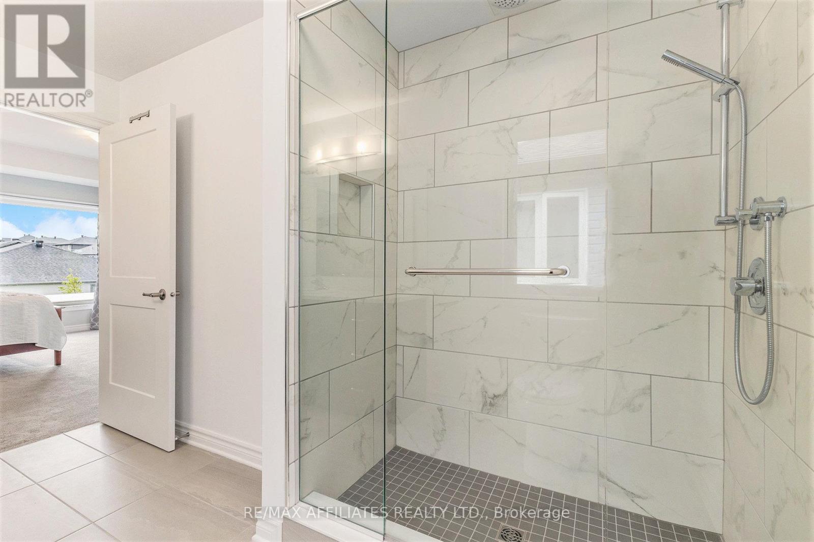Photo 5 of 137 Seabert Drive, Arnprior ON