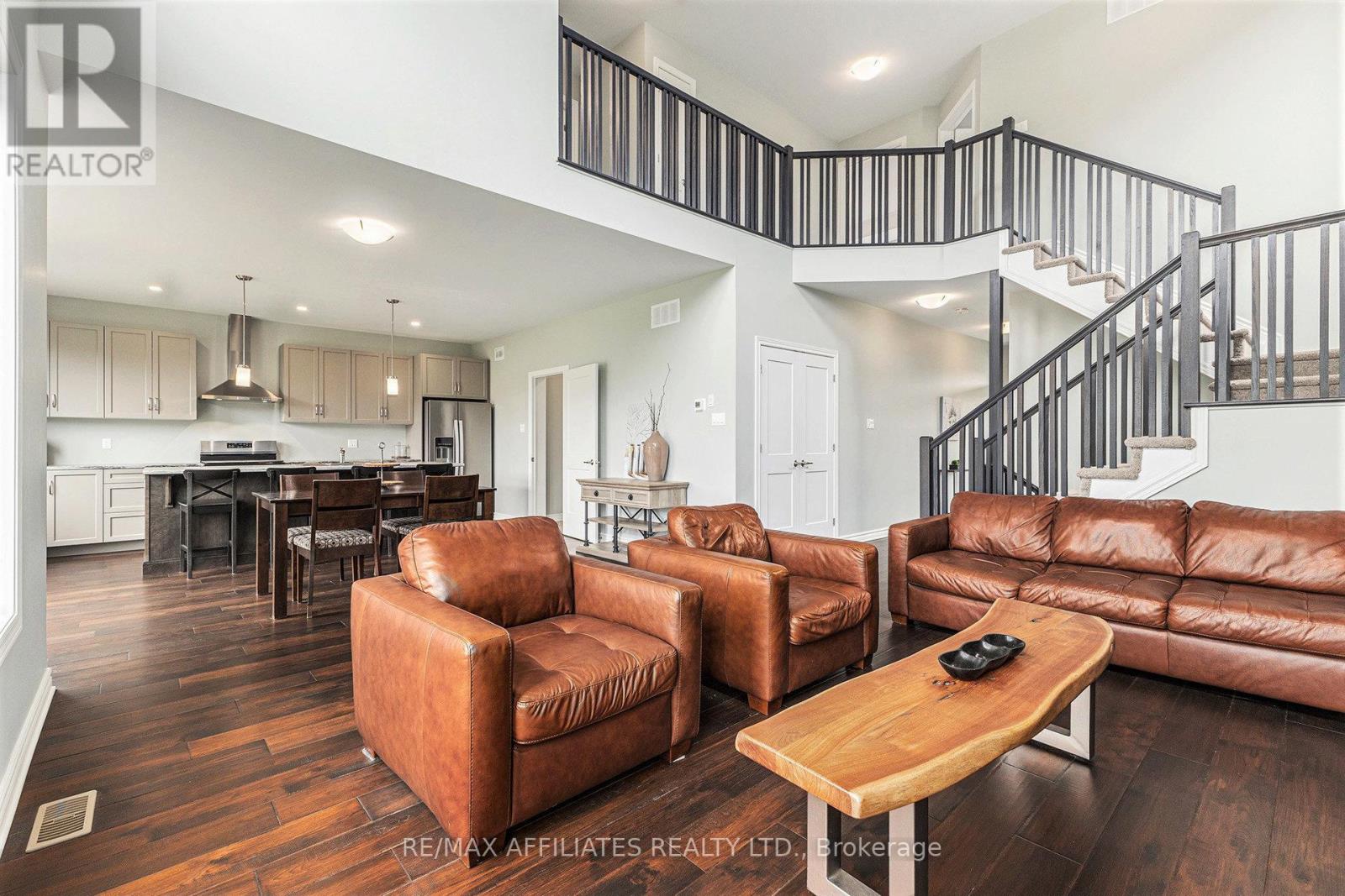 Photo 10 of 137 Seabert Drive, Arnprior ON