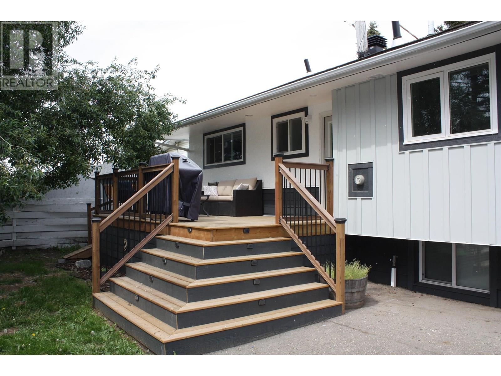 Photo 34 of 9507 112 Avenue, Fort St John BC