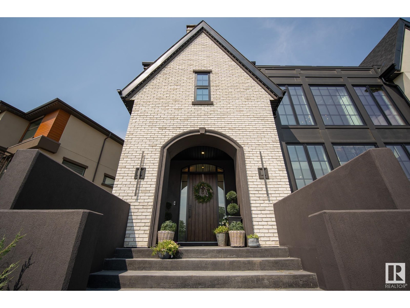 Photo 9 of 3503 Keswick Bv Sw, Edmonton AB