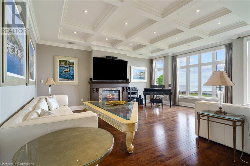 Photo 14 of 56 Aquamarine Drive, Hamilton ON