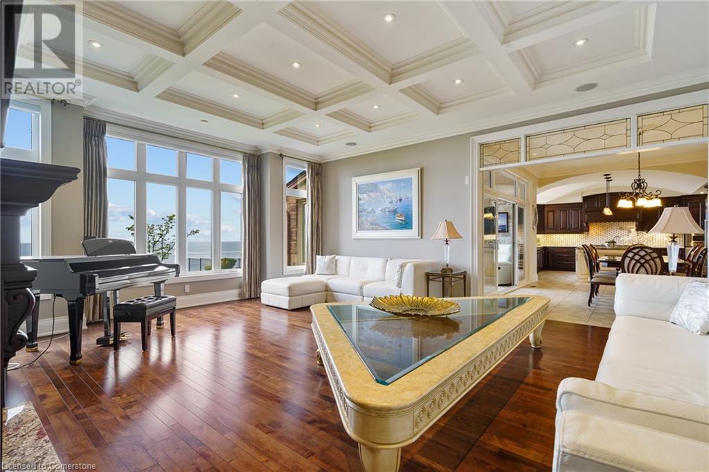 Photo 41 of 56 Aquamarine Drive, Hamilton ON