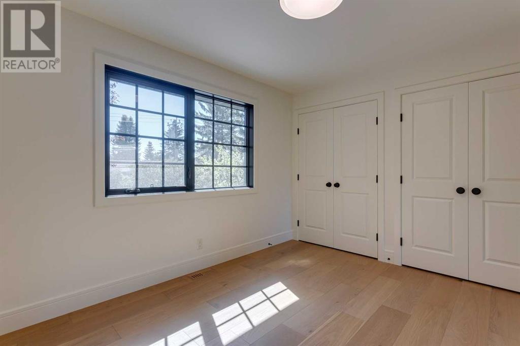 Single Family House for Sale in  Kenosee Place SW Kelvin Grove Calgary 