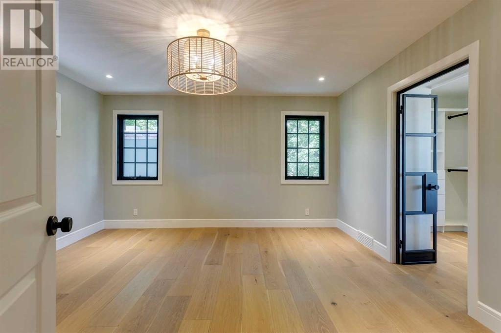 Single Family House for Sale in  Kenosee Place SW Kelvin Grove Calgary 