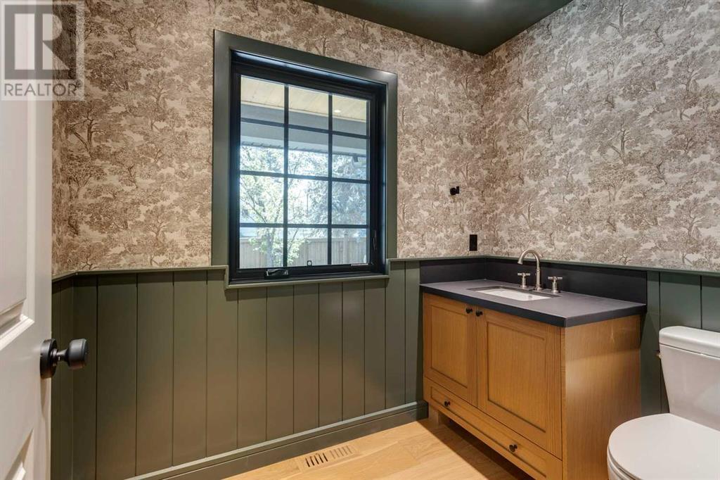 Single Family House for Sale in  Kenosee Place SW Kelvin Grove Calgary 