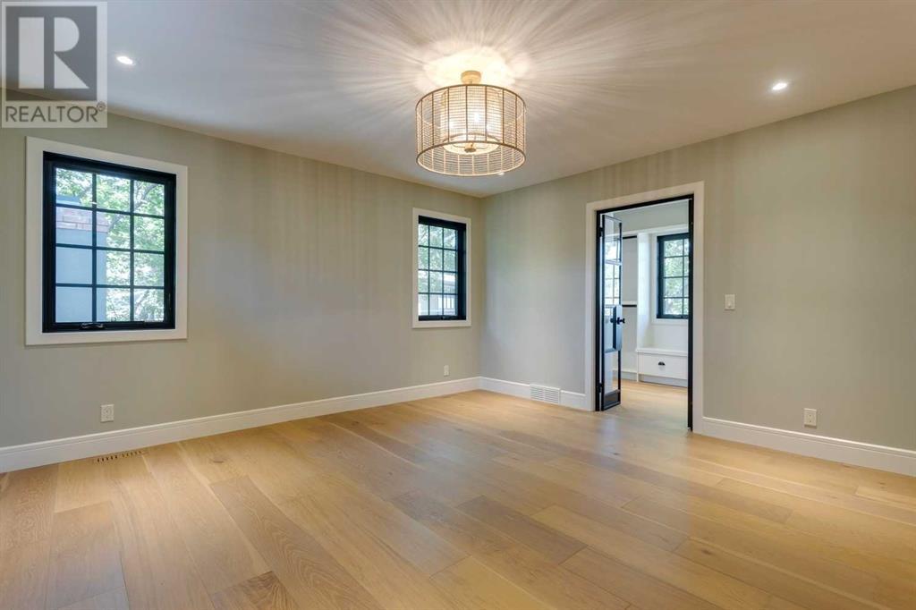 Single Family House for Sale in  Kenosee Place SW Kelvin Grove Calgary 