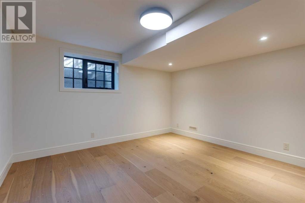 Single Family House for Sale in  Kenosee Place SW Kelvin Grove Calgary 