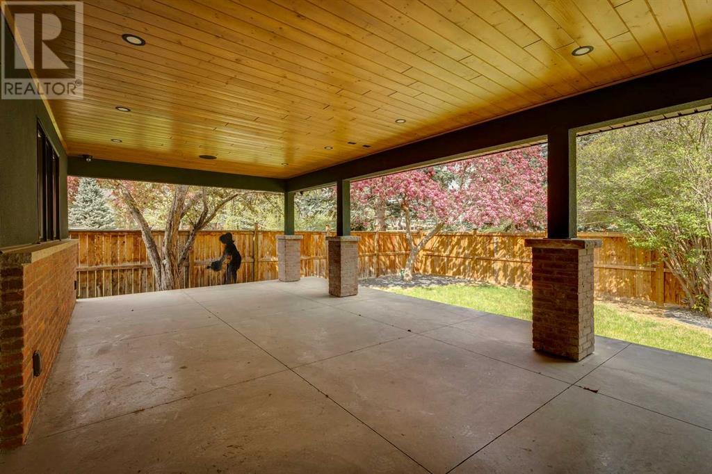 Single Family House for Sale in  Kenosee Place SW Kelvin Grove Calgary 