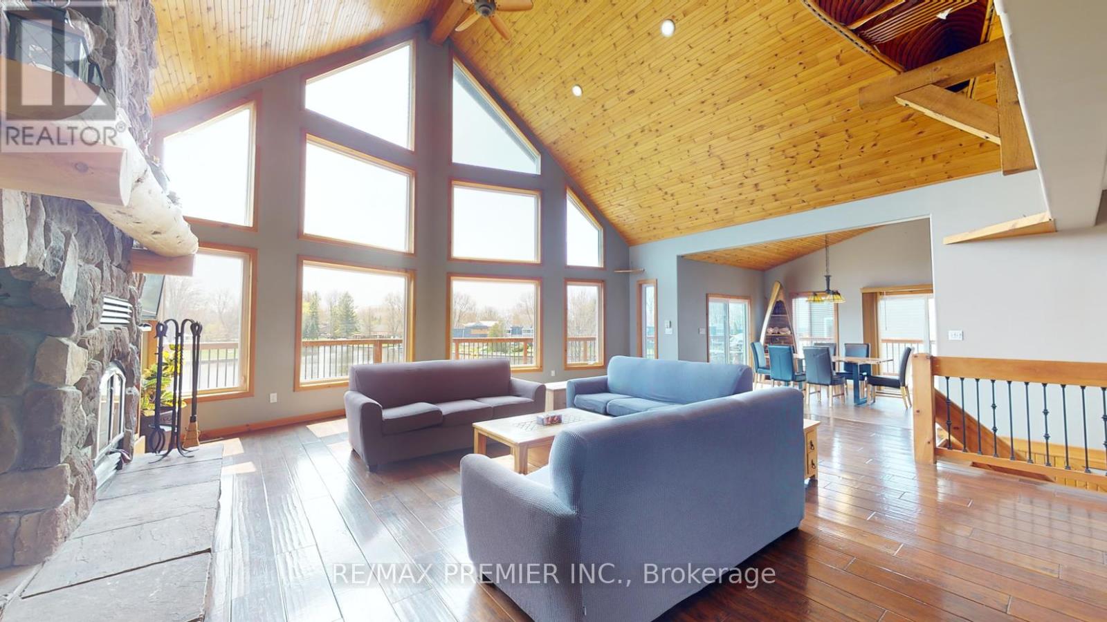 Photo 11 of 31 Paradise Boulevard, Ramara ON