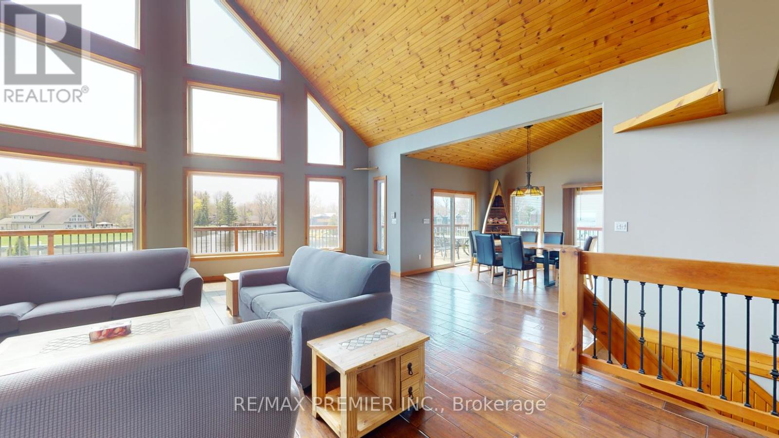 Photo 9 of 31 Paradise Boulevard, Ramara ON