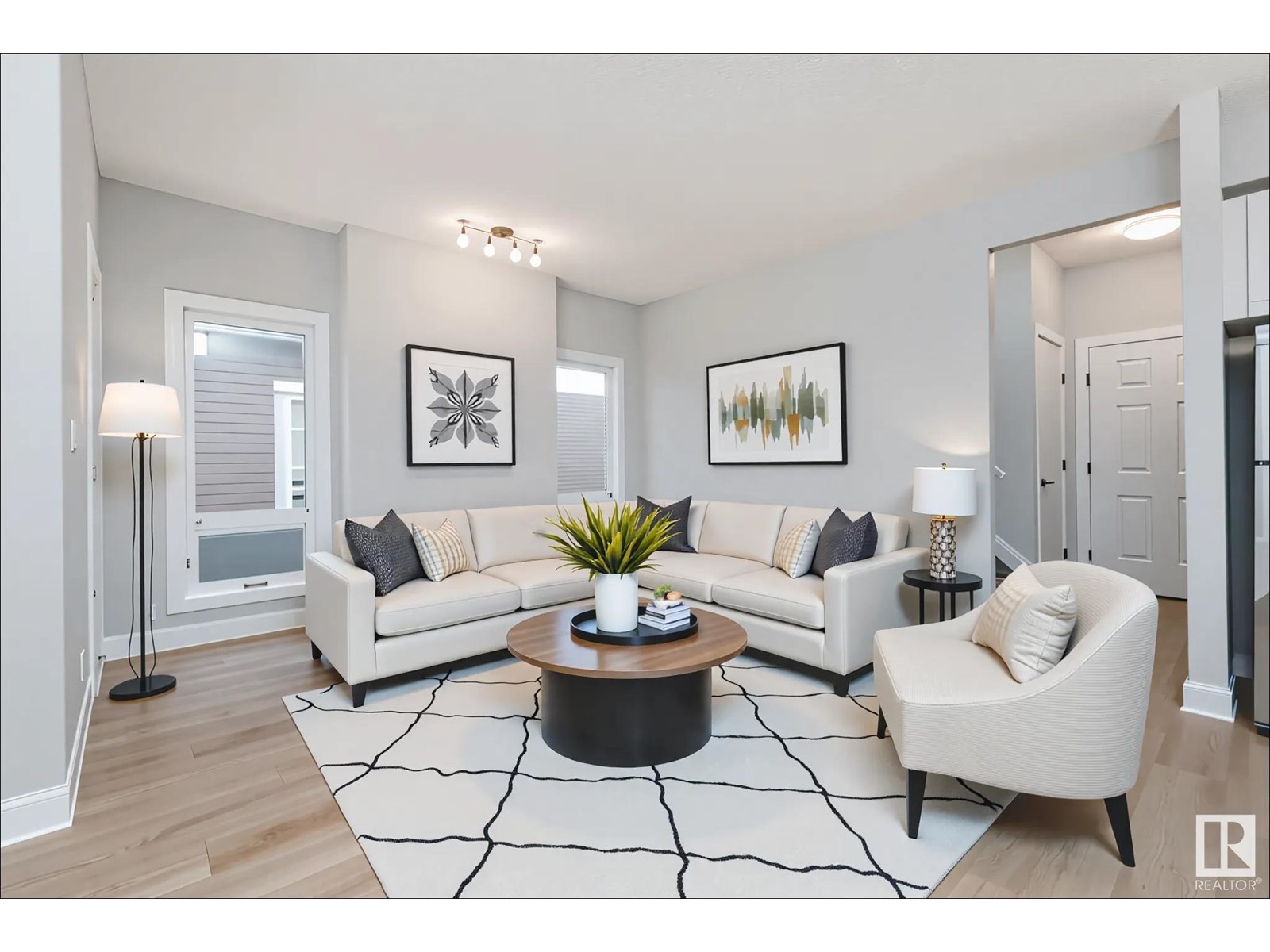 Photo 4 of 13019 132 Av Nw, Edmonton AB