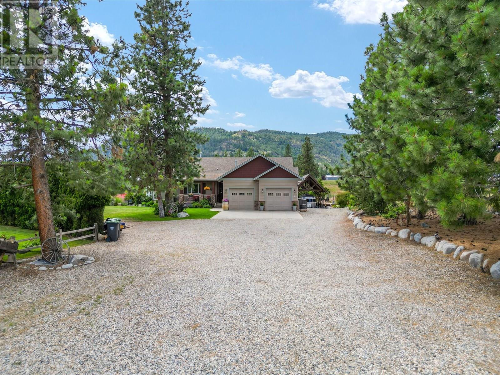 5120 Cousins Road, Peachland