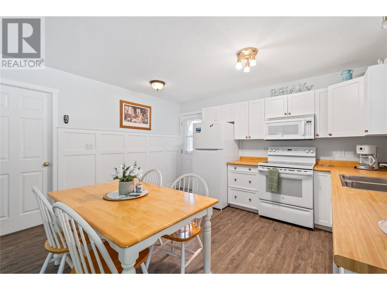 5120 Cousins Road, Peachland
