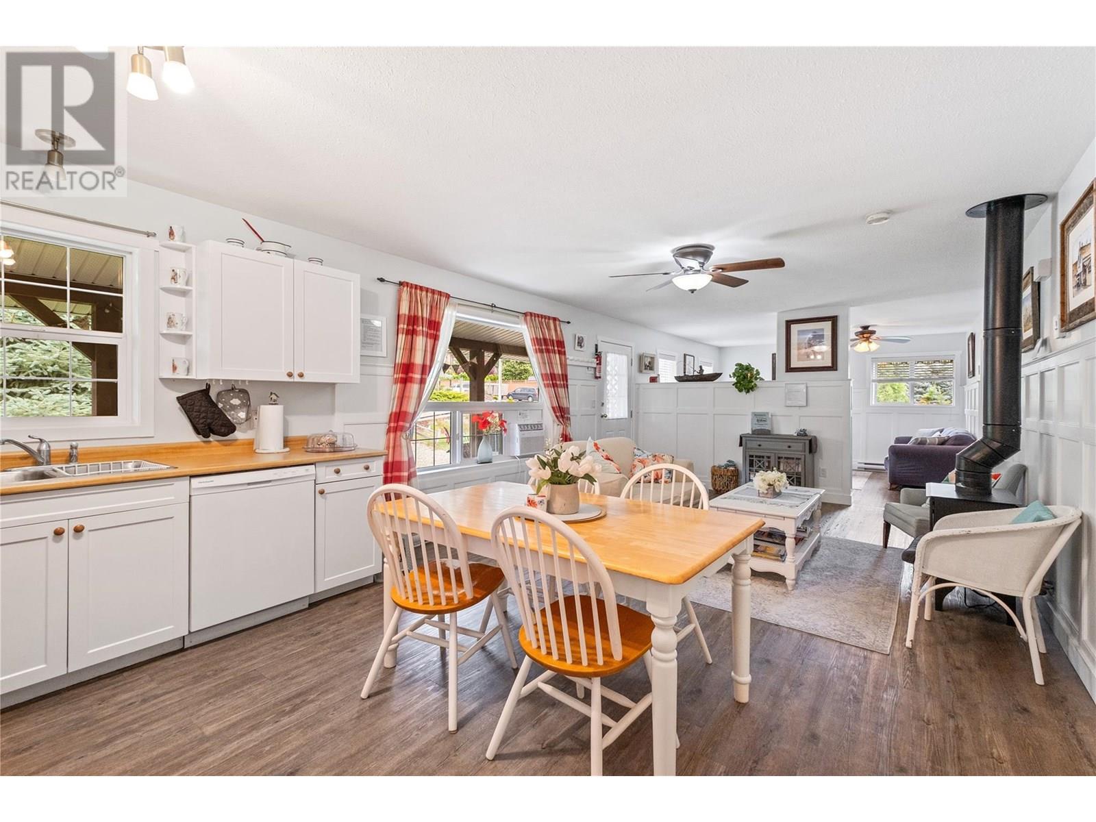 5120 Cousins Road, Peachland