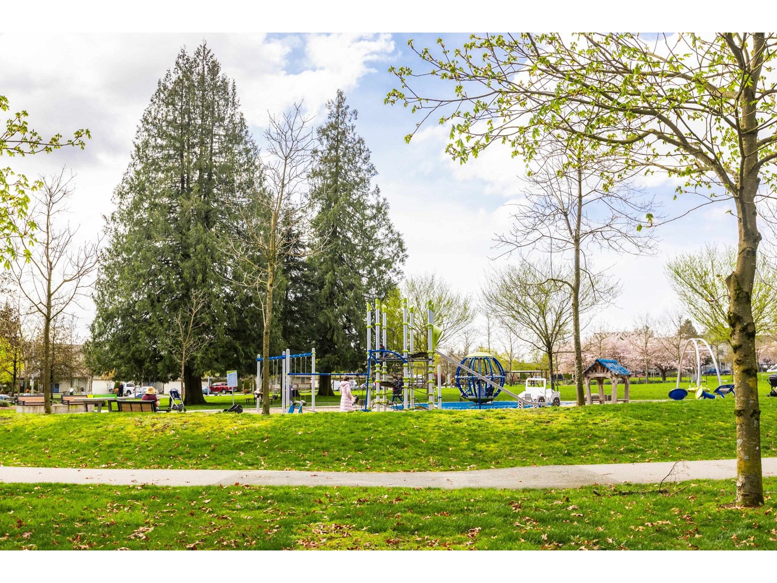 Photo 37 of 208 16137 83 Avenue, Surrey BC