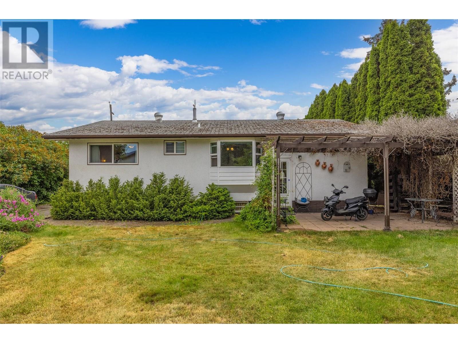  2436 Apollo Road, West Kelowna