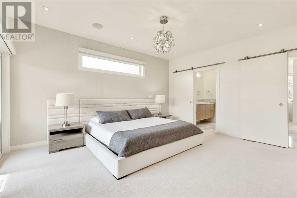 Single Family House for Sale in   Avenue SW North Glenmore Park Calgary 