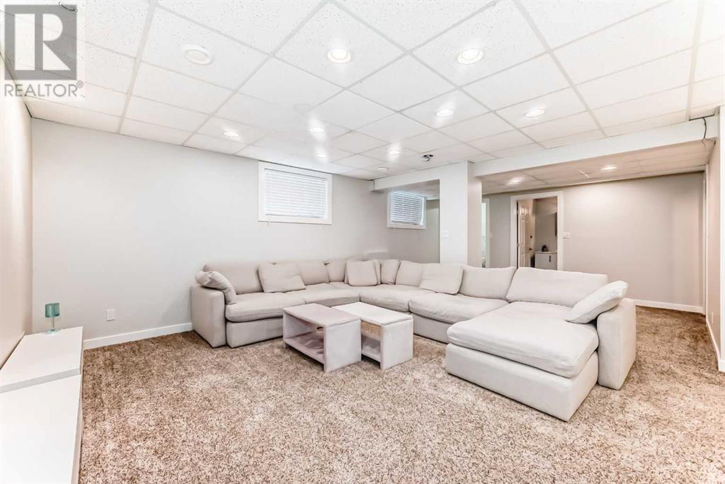 Single Family House for Sale in  Copperleaf Bay SE Copperfield Calgary 