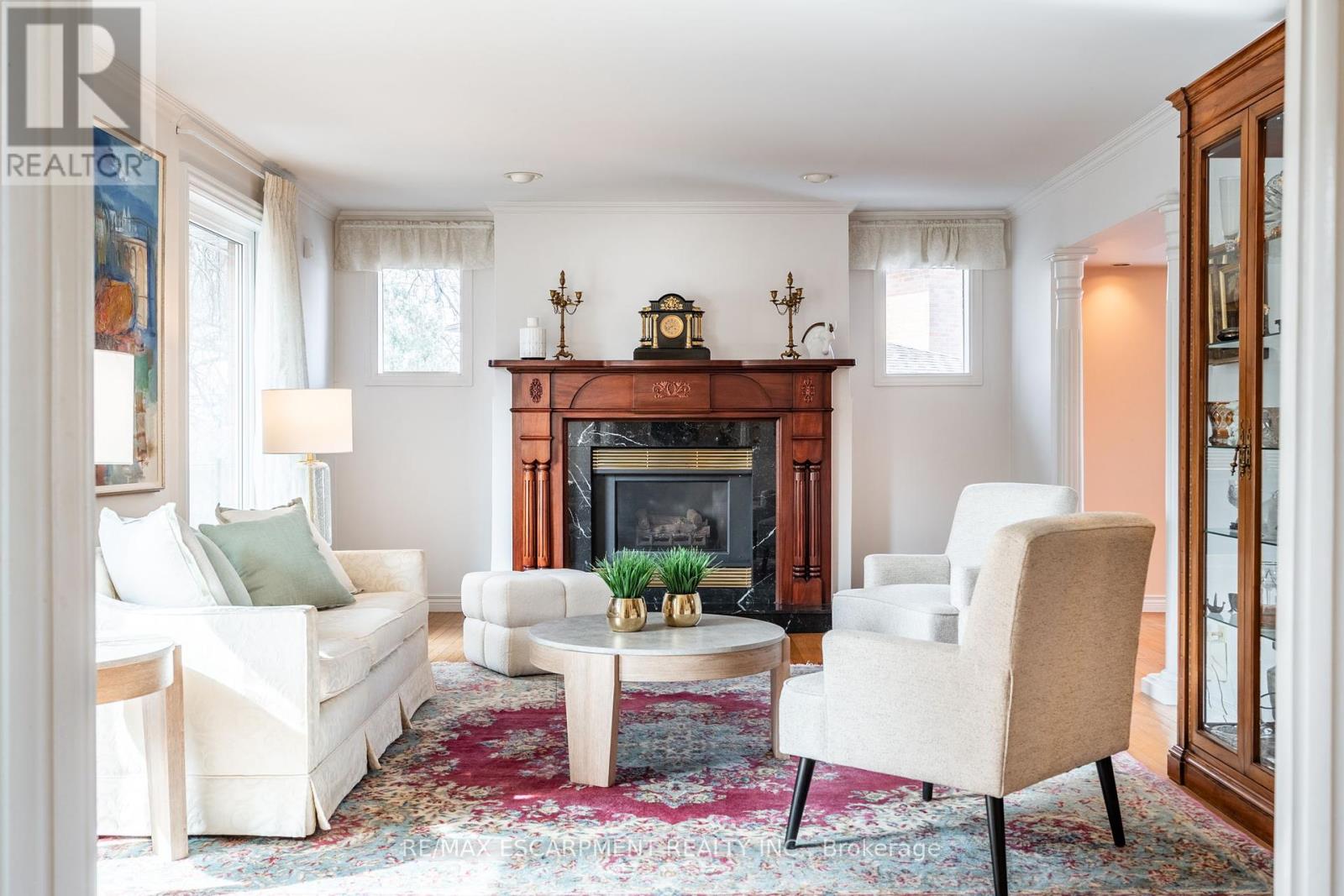 Photo 11 of 887 Montgomery Drive, Hamilton ON