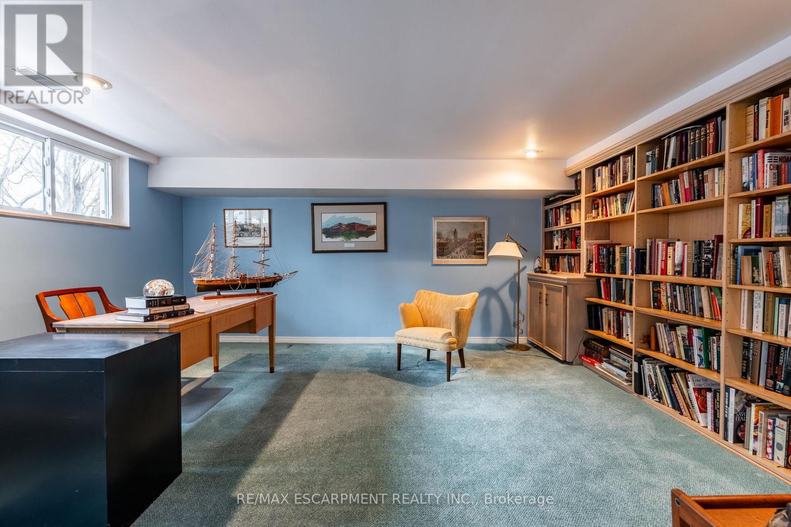 Photo 40 of 887 Montgomery Drive, Hamilton ON
