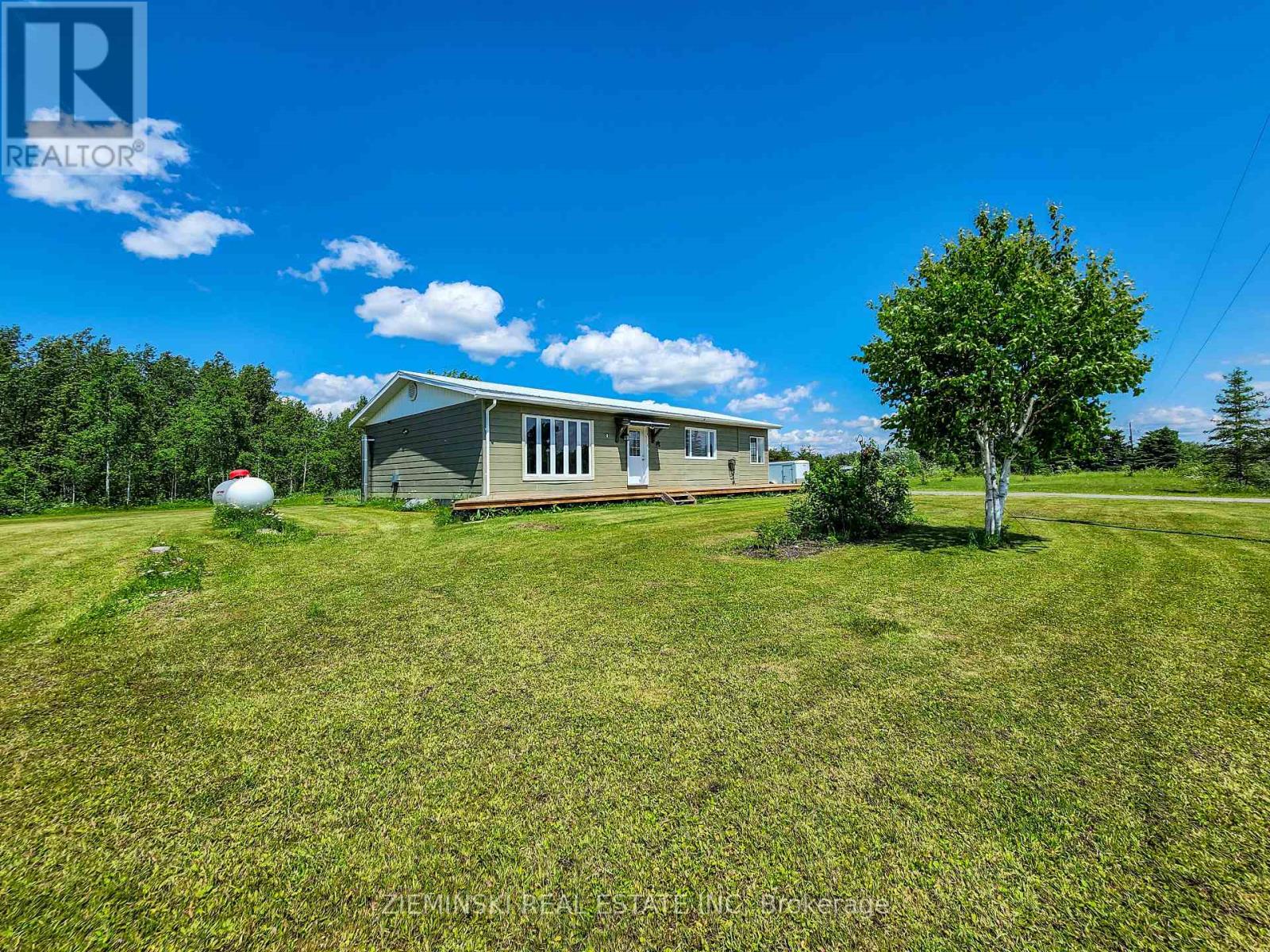 Photo 32 of 545 Silver Queen Lake Road, Cochrane ON